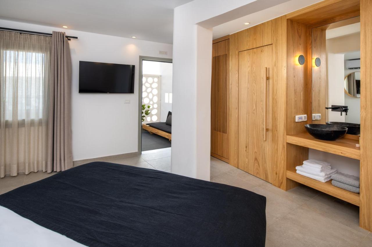 Callia Retreat Suites - Adults Only Фіра Екстер'єр фото