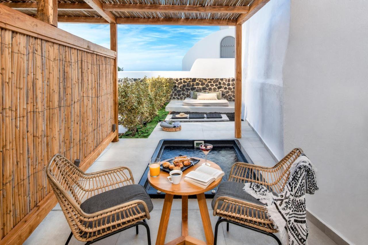 Callia Retreat Suites - Adults Only Фіра Екстер'єр фото